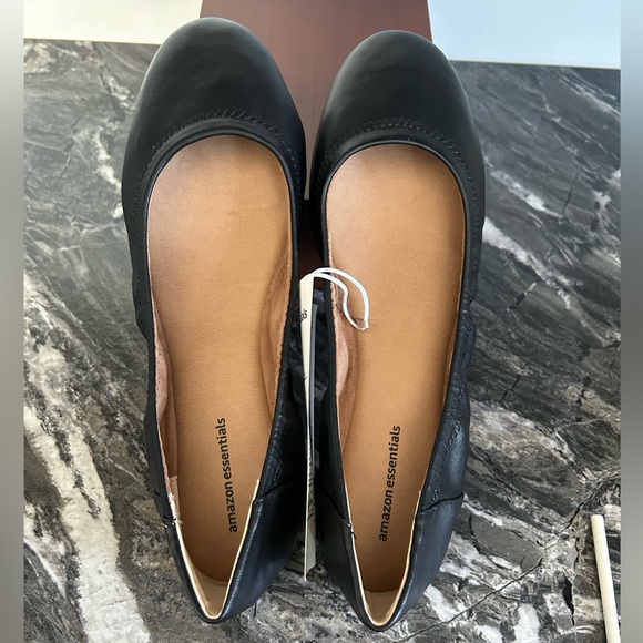 Amazon Essentials Belice Ballet Flats - Picture 9 of 12